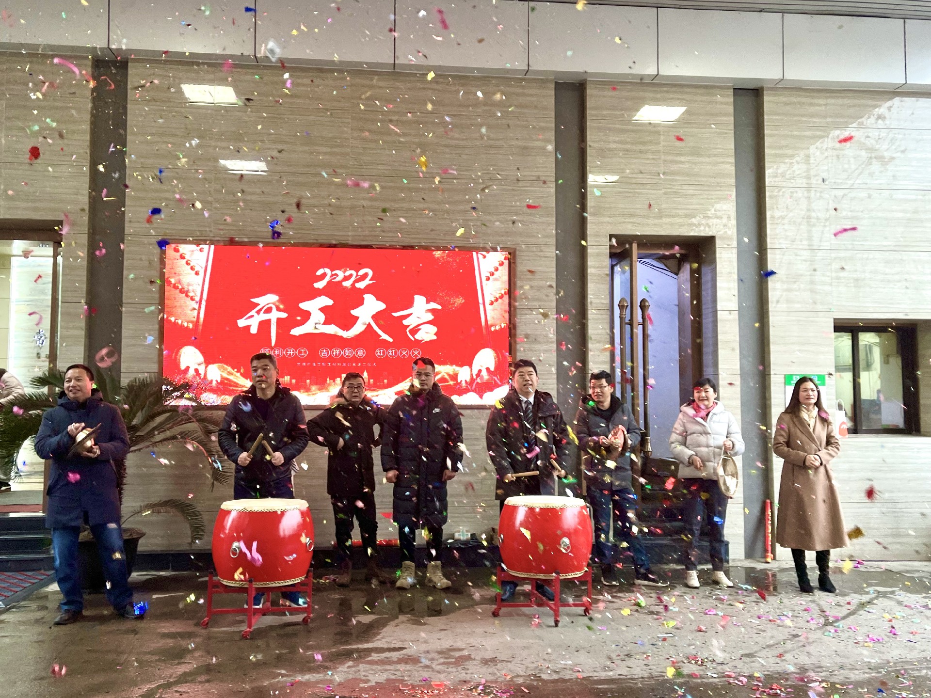 1644371474349789.jpg b0212a232819221f2027482efc81889.jpg